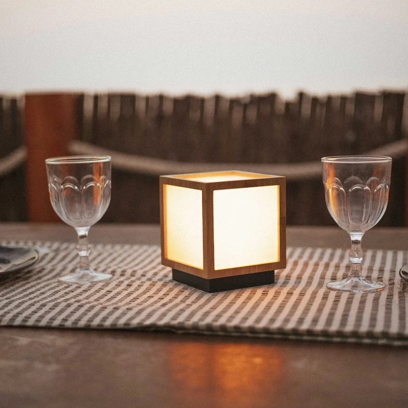 Lanterna portatile solare VEGA LANTERN