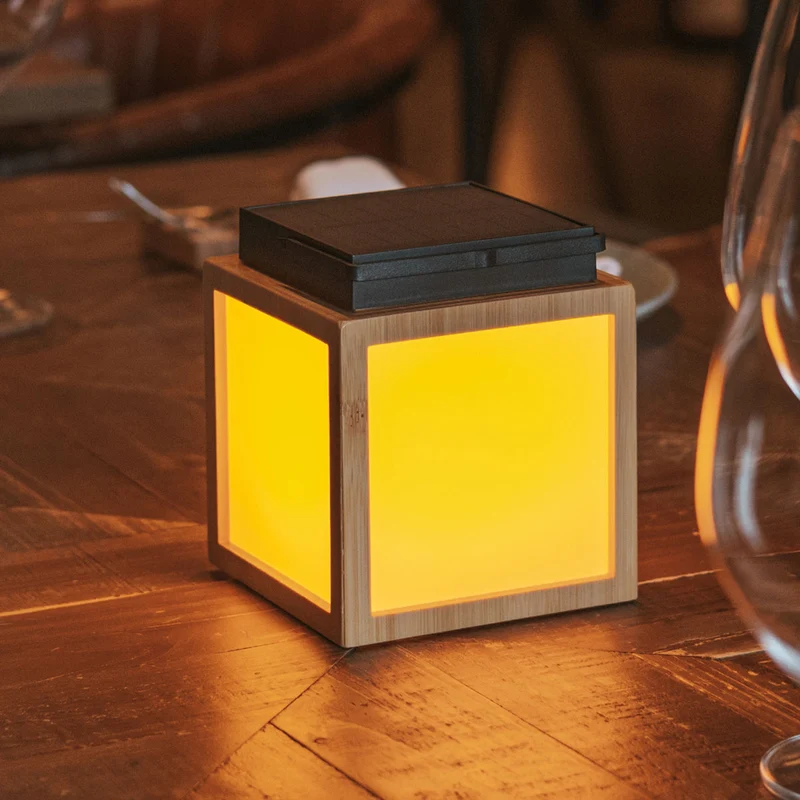 Lanterna portatile solare VEGA LANTERN