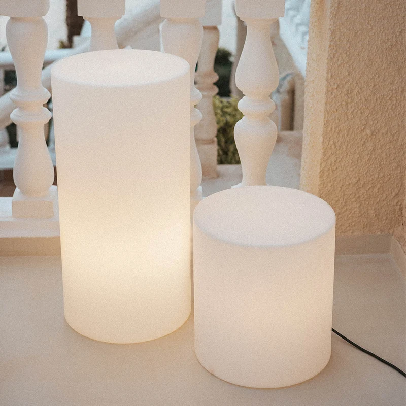 Lampada da terra cilindrica Tuby