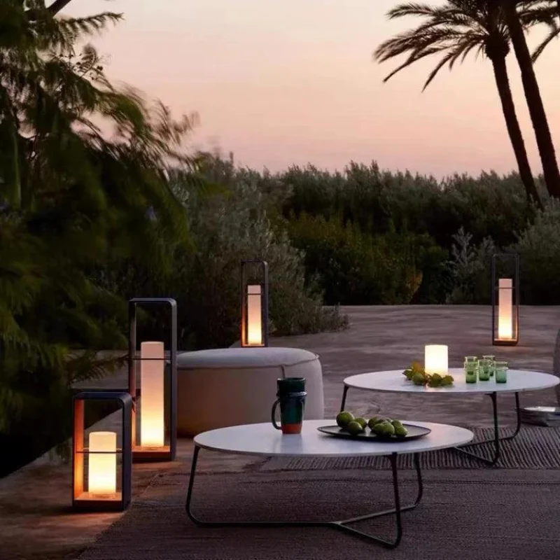 Luminaire Poteau Jardin / VELA