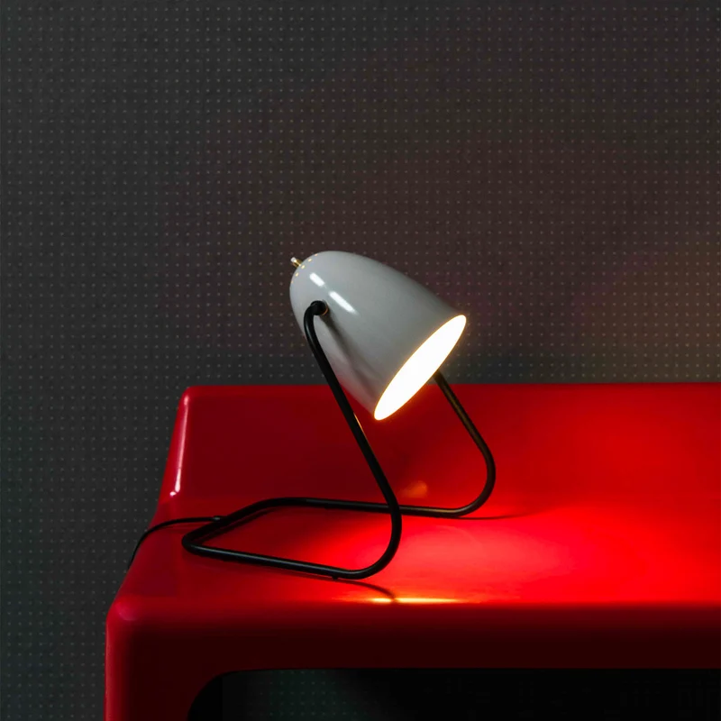 M3 - Lampe à poser en acier, style vintage