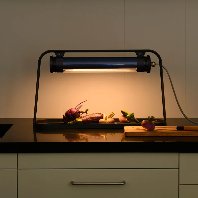 ASTRUP - Lampe à poser étanche IP44 en acier et verre, style industriel