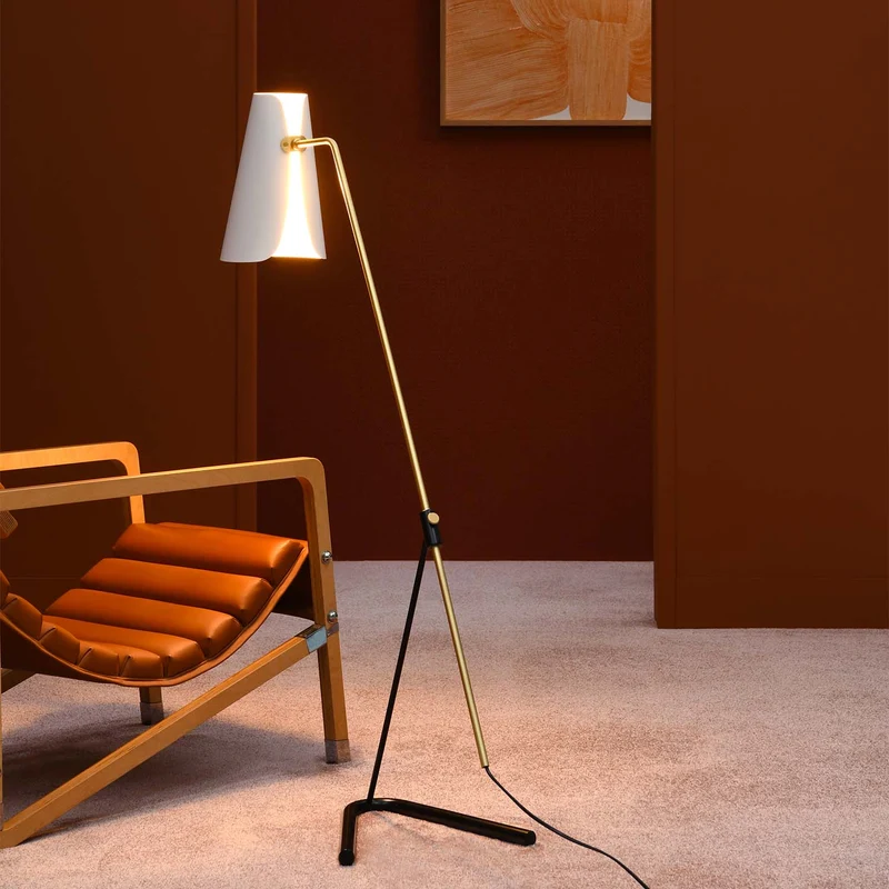 G21 - Lampadaire en acier et laiton, style vintage