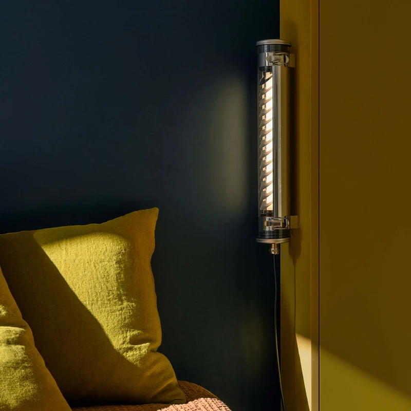 ELGAR - Applique murale LED étanche IP68 en acier et verre, style industriel