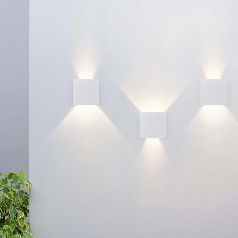 Fulton - Applique murale LED cubique d’extérieur en aluminium, style contemporain