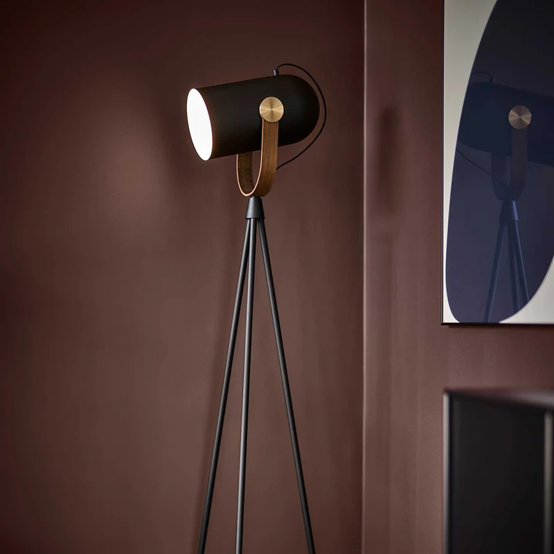 Model 362 Carronade - Lampadaire en acier et bois, style industriel