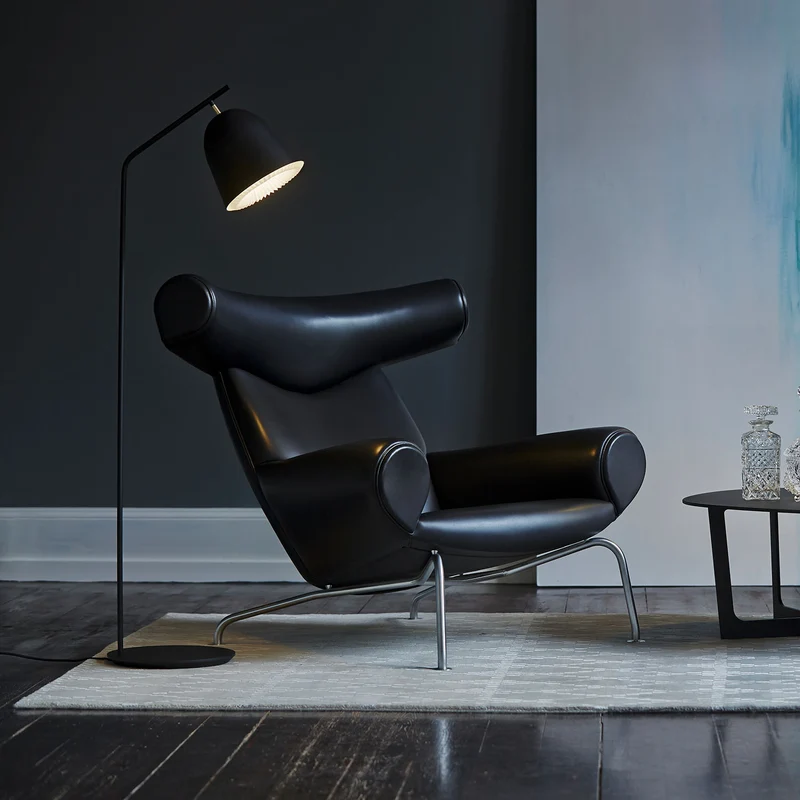Model 355 Caché - Lampadaire en acier et papier plissé, style scandinave