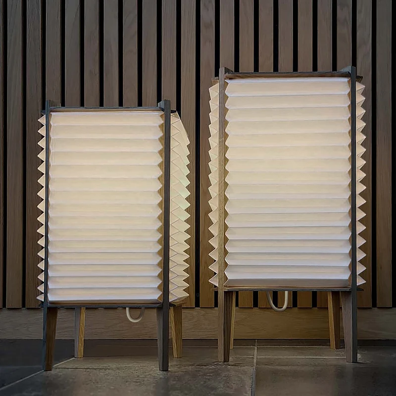Model 303 Bee Hive - Lampe à poser en bois et papier plissé, style japandi