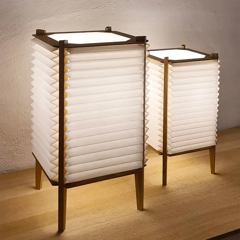 Model 303 Bee Hive - Lampe à poser en bois et papier plissé, style japandi