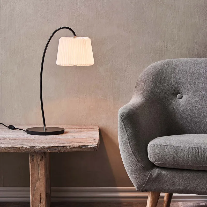 Model 320 Snowdrop - Lampe à poser en acier et papier plissé, style scandinave