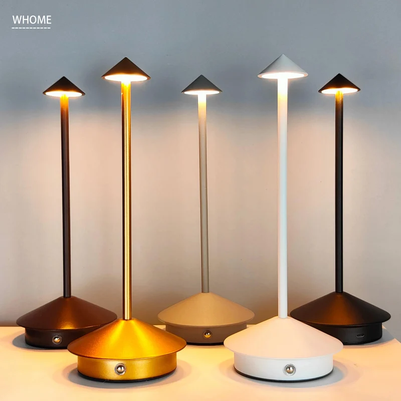 Luminaire de Table / Chevet / LONGI
