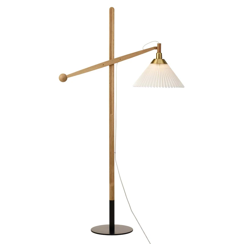Model 325 - Lampadaire en bois et papier plissé, style scandinave