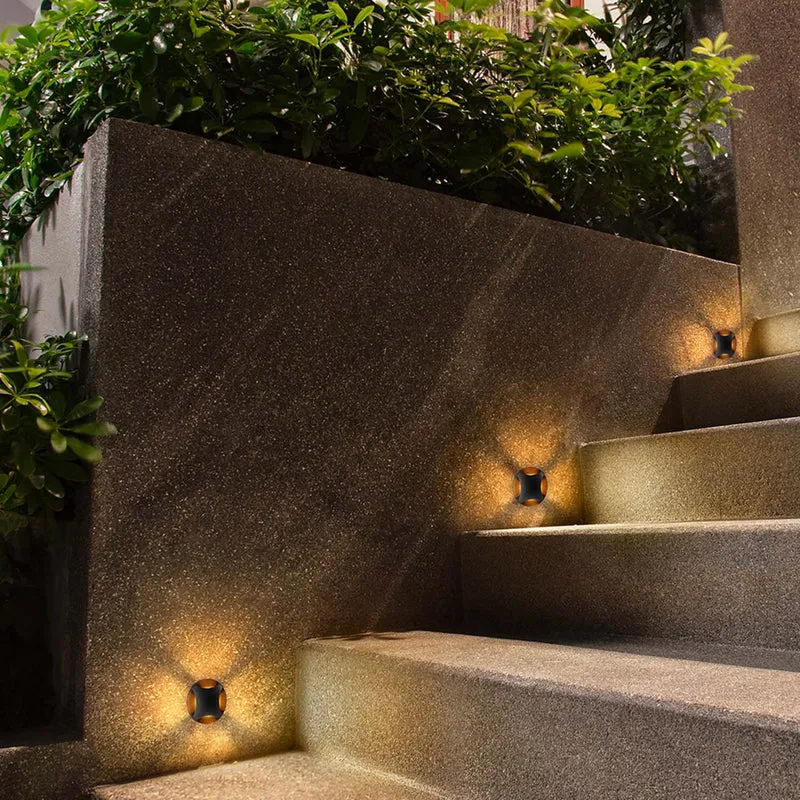 BISCOTTI - Spot extérieur pour montée d'escalier moderne