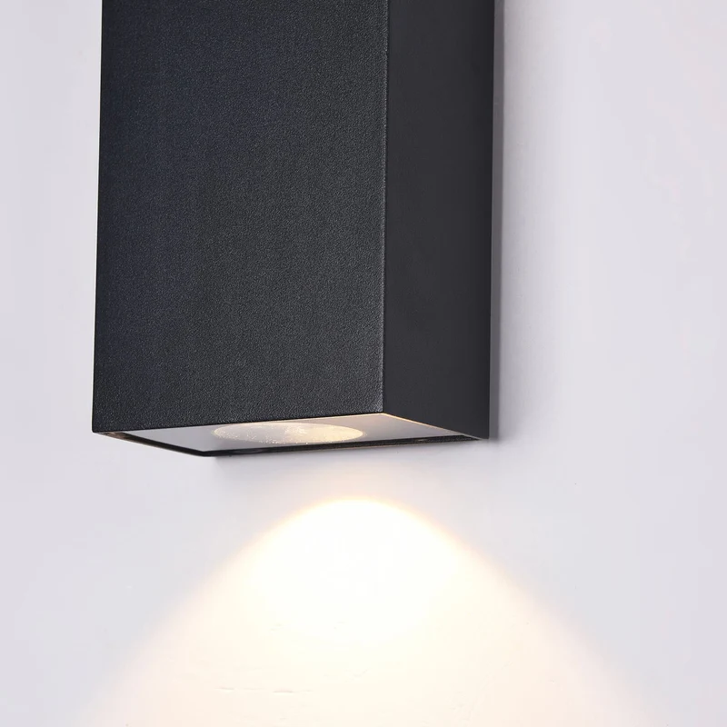 Times Square - Applique murale LED rectangulaire extérieure en acier, style contemporain