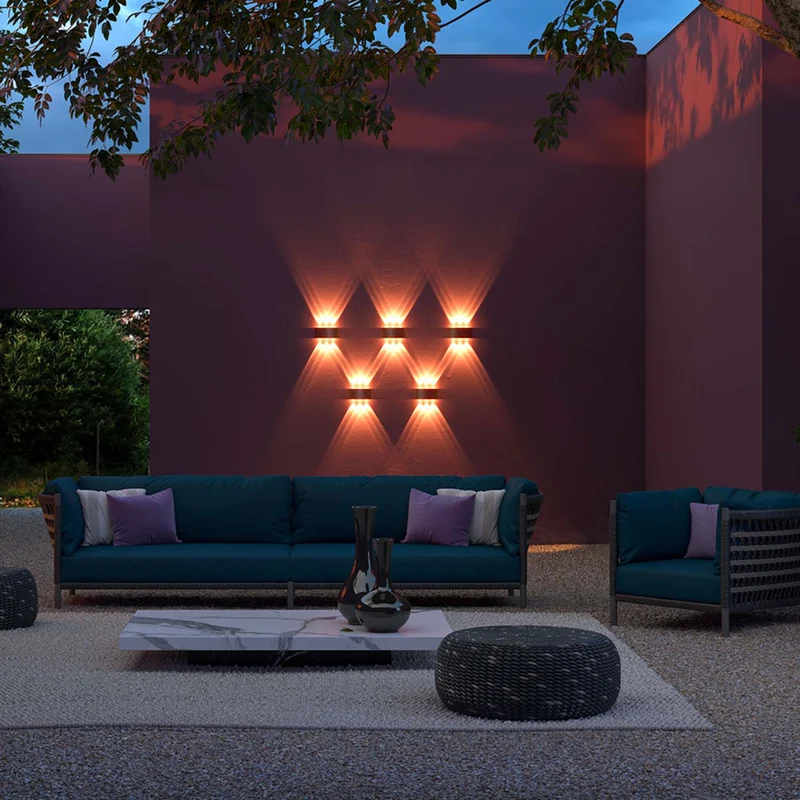 Strato - Applique murale LED extérieure compacte en acier, style contemporain