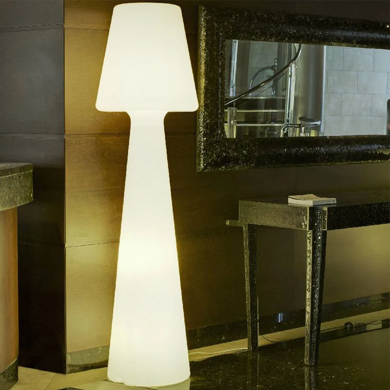 Lampada da terra Lola 200