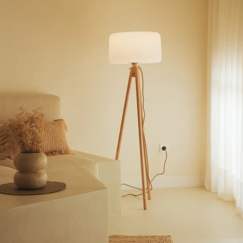Lampada da terra con gambe in legno Chloe 140