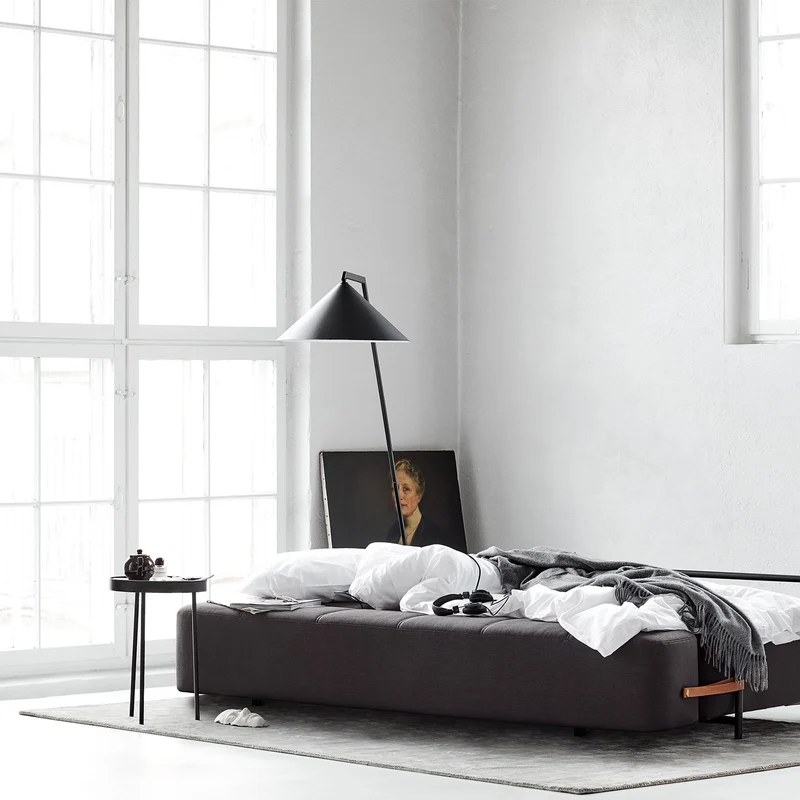 GEAR - Lampadaire en acier noir, style industriel