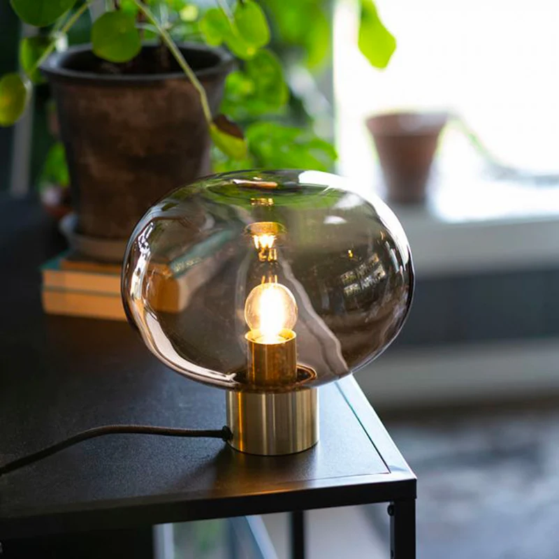 ARCHIVE 4169 - Lampe à poser en verre soufflé et acier, style scandinave et vintage