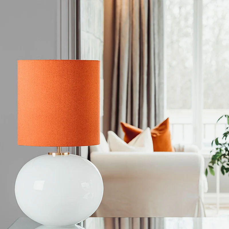 SENJA - Lampe à poser en verre soufflé et textile, style scandinave