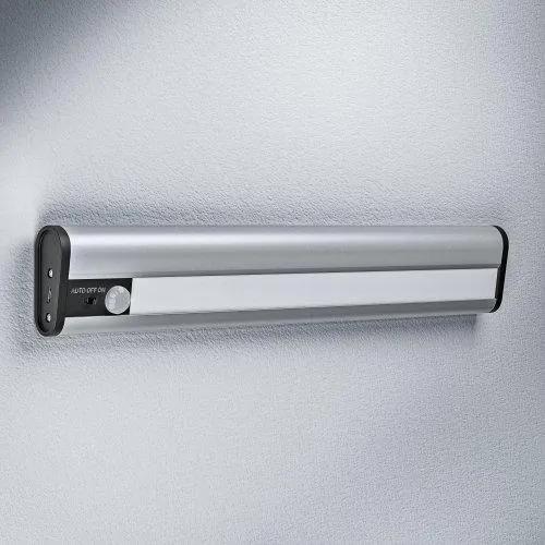 LEDVANCE Lampada a batteria LED, lampada per uso interno, sensore di movimento, sensore giorno-notte, luce fredda, 300,0 mm x 50,0 mm x 22,0 mm, LED lineare mobile USB