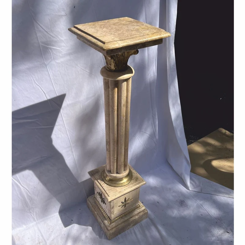 Casa Padrino Barock Marmor Säule Beige / Messing H. 100 cm - Barock Deko Accessoires