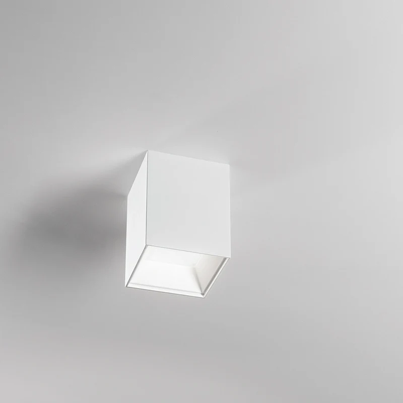 Sport lampada da soffitto diffusore satinato 3000K