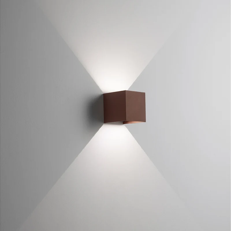Caly applique da esterno corten