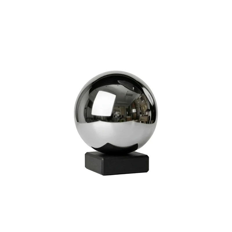 Sfera materia argento scultura