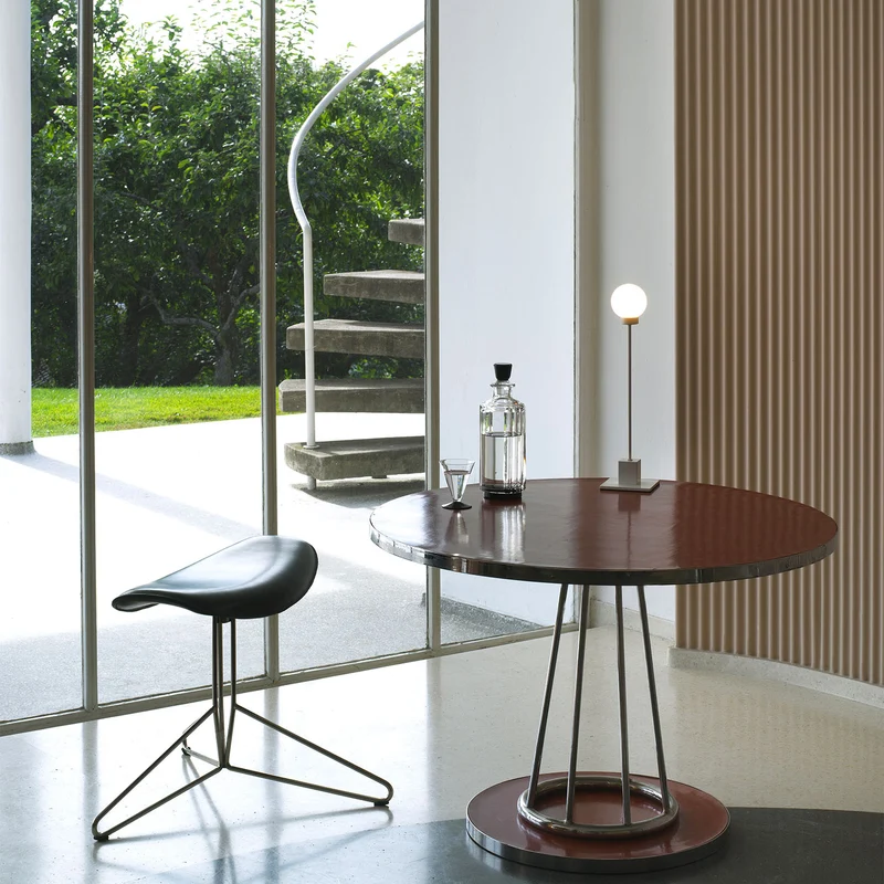 SNOWBALL - Lampe à poser sur tige en acier, style minimaliste